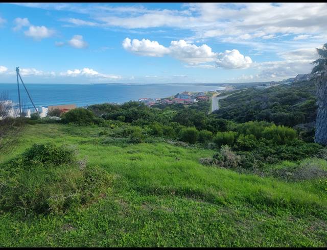 990M² VACANT LAND FOR SALE IN DANA BAY